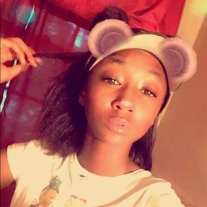 Meet your Posher, Tara